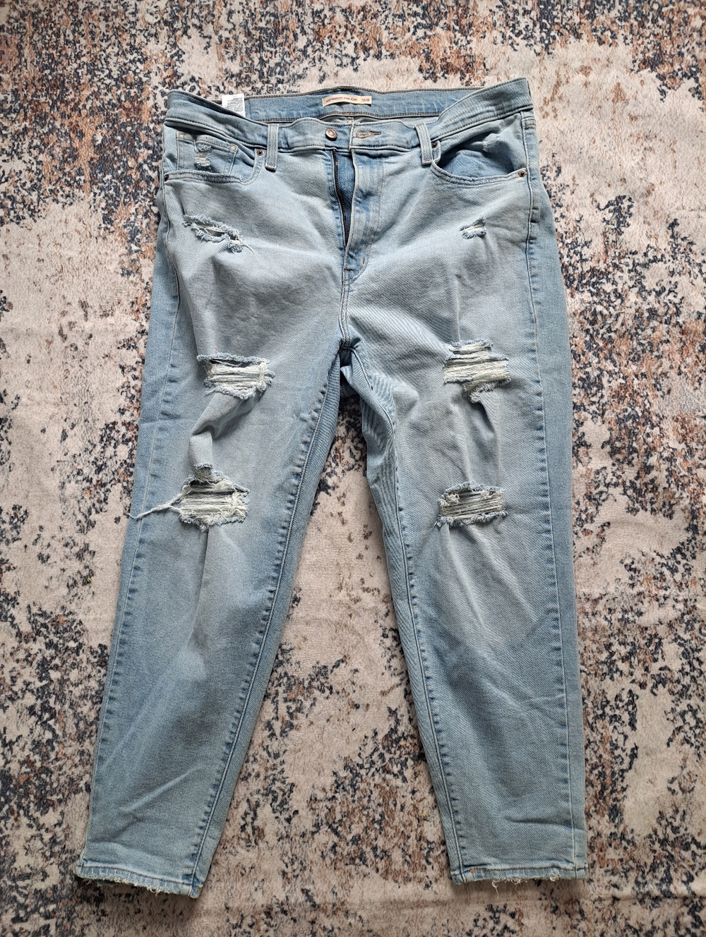 Levi's Light Wash Distressed High-Rise Women's Mom Jeans